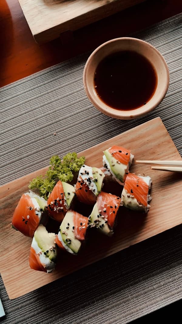 Spicy Tuna Roll (8 pcs) (مسالہ دار ٹونا رول (8 ٹکڑے)) — ₹1400